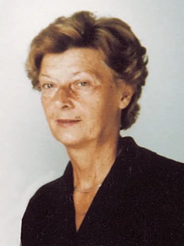 Portrait of Zrinka Tamburašev (1921–2003) – memorial page