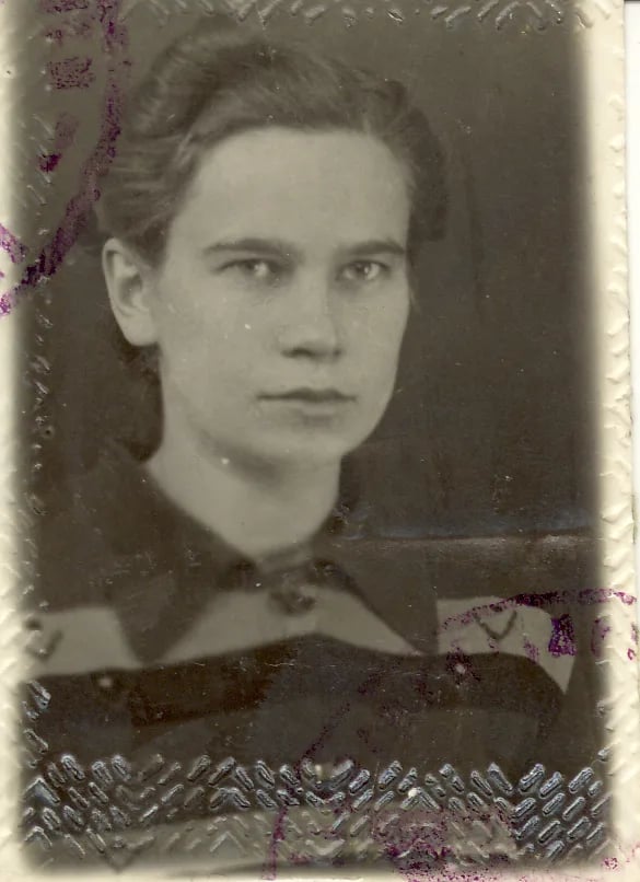 Portrait of Danutė Lipčiūtė-Augienė (1914–2020) – memorial page