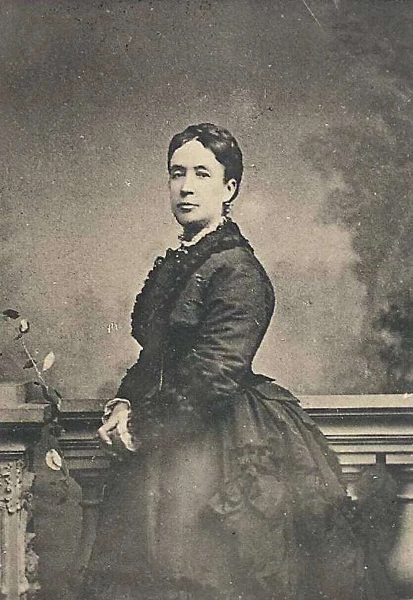 Porträt von María del Amparo Sorróndegui y Martínez (1825–1886) – Gedenkseite