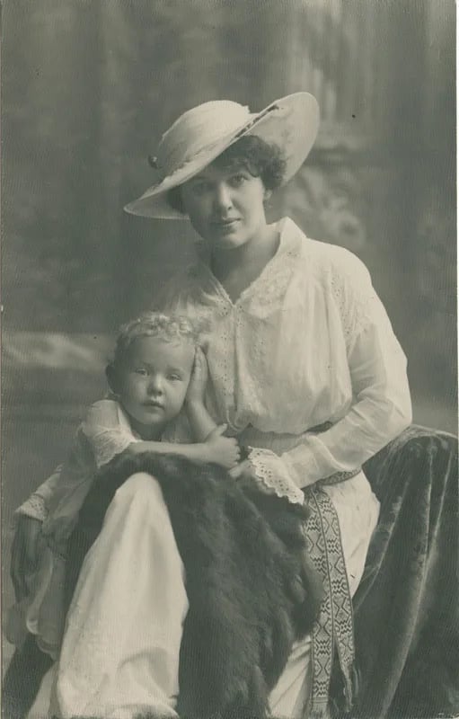 Portrait of Julija Biliūnienė-Matjošaitienė (1880–1978) – memorial page