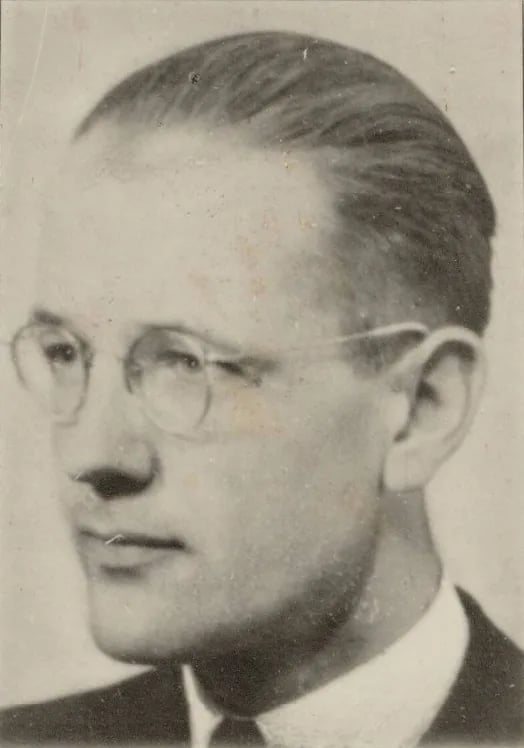Portrait of Roel Abma (1919–1944) – memorial page