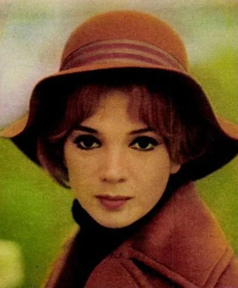 Portrait of Aimée Iacobescu (1946–2018) – memorial page