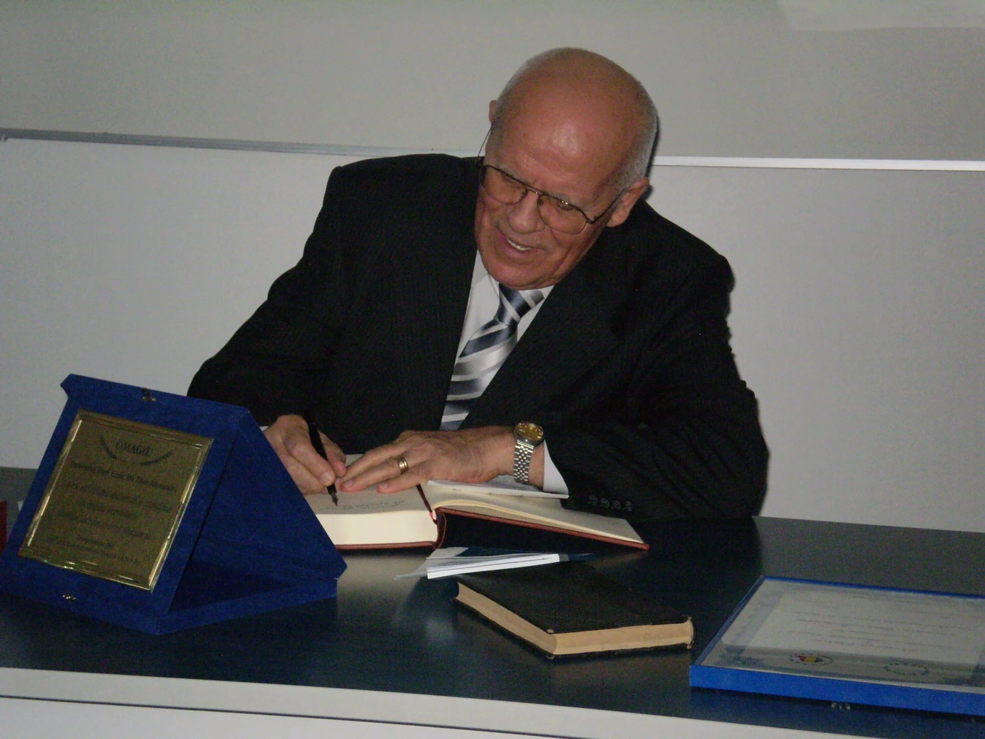 Portrait of Ioan Alexandru (jurist) (1939–2023) – memorial page
