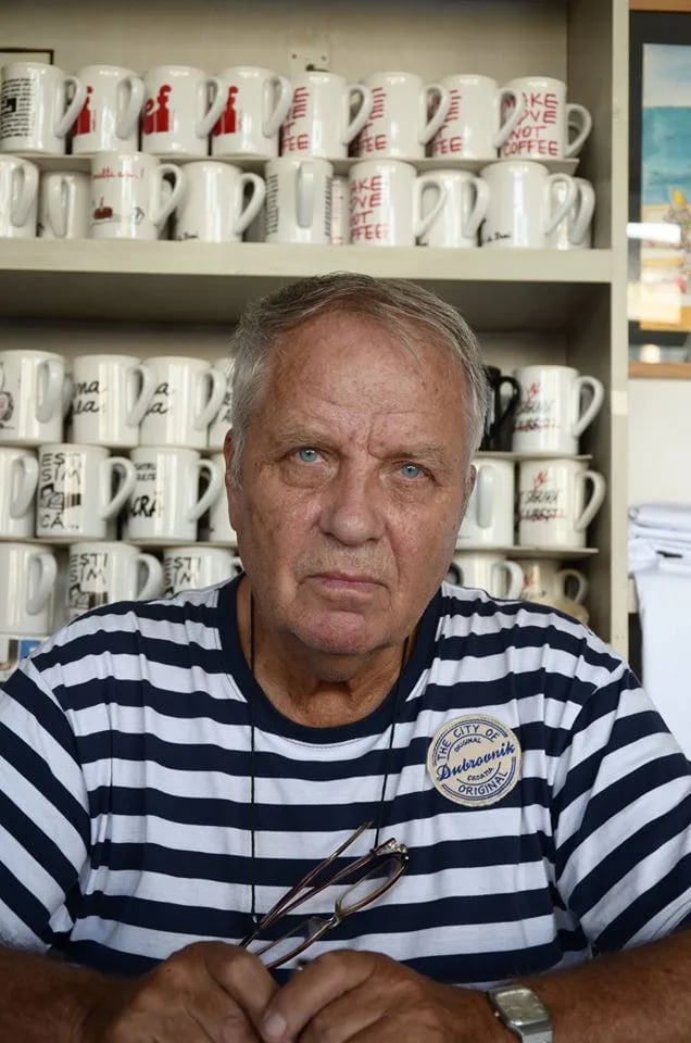 Porträt von Mihai Stănescu (1939–2018) – Gedenkseite