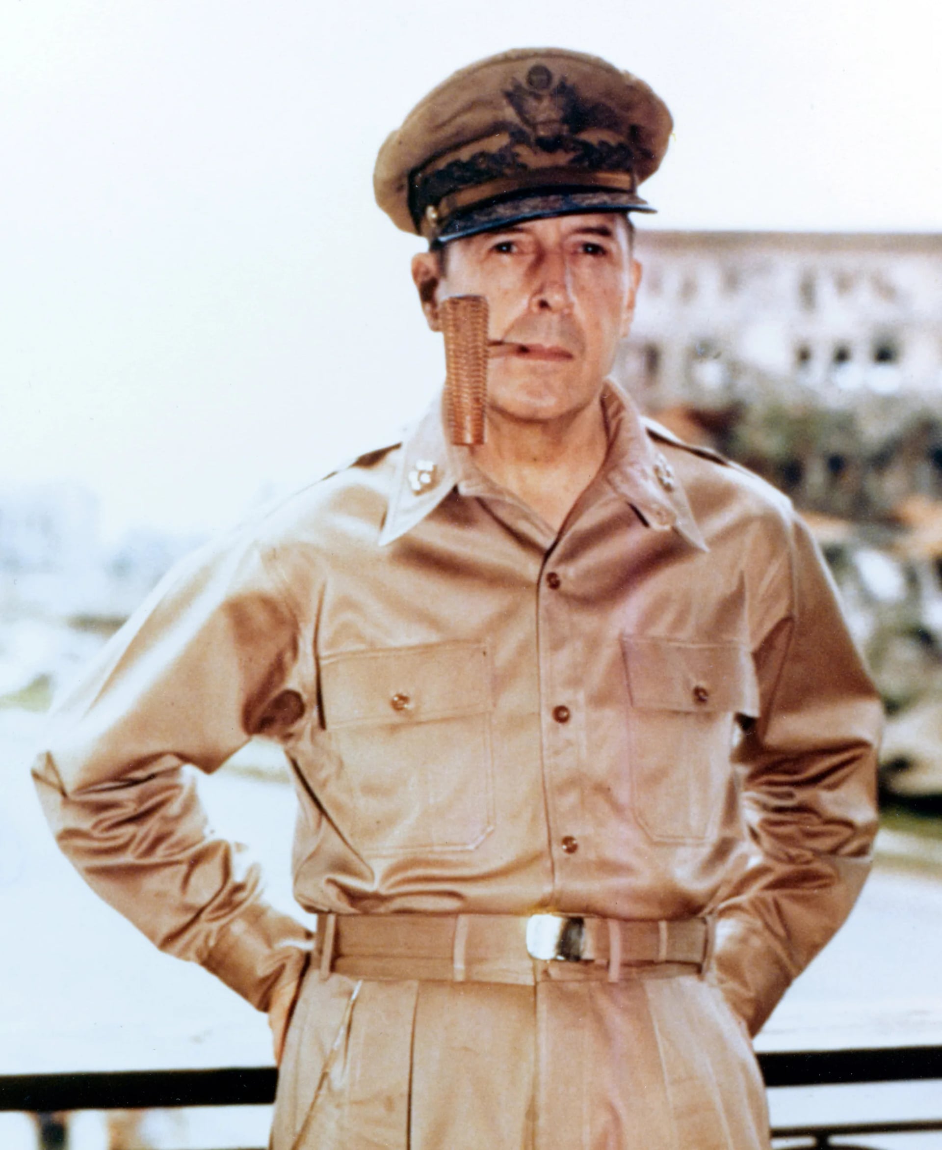 Portrait of Douglas MacArthur (1880–1964) – memorial page