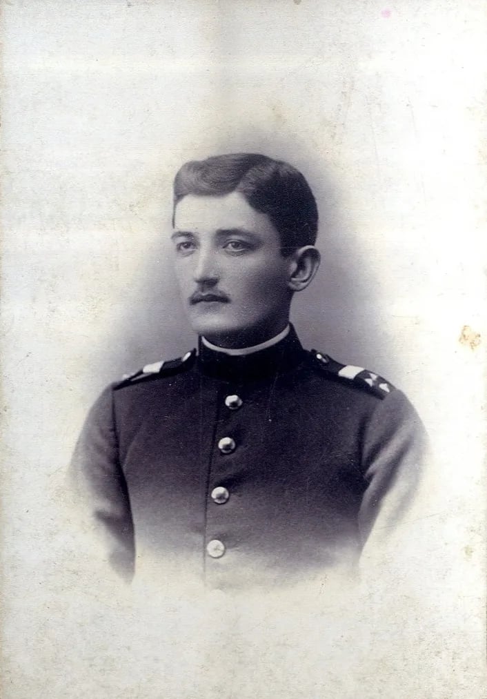 Portrait of Božin Simić (1881–1966) – memorial page
