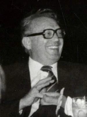 Porträt von Dušan Čkrebić (1927–2022) – Gedenkseite