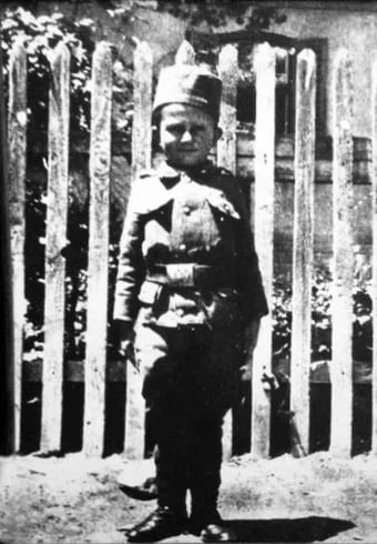 Portrait of Momčilo Gavrić (1906–1993) – memorial page