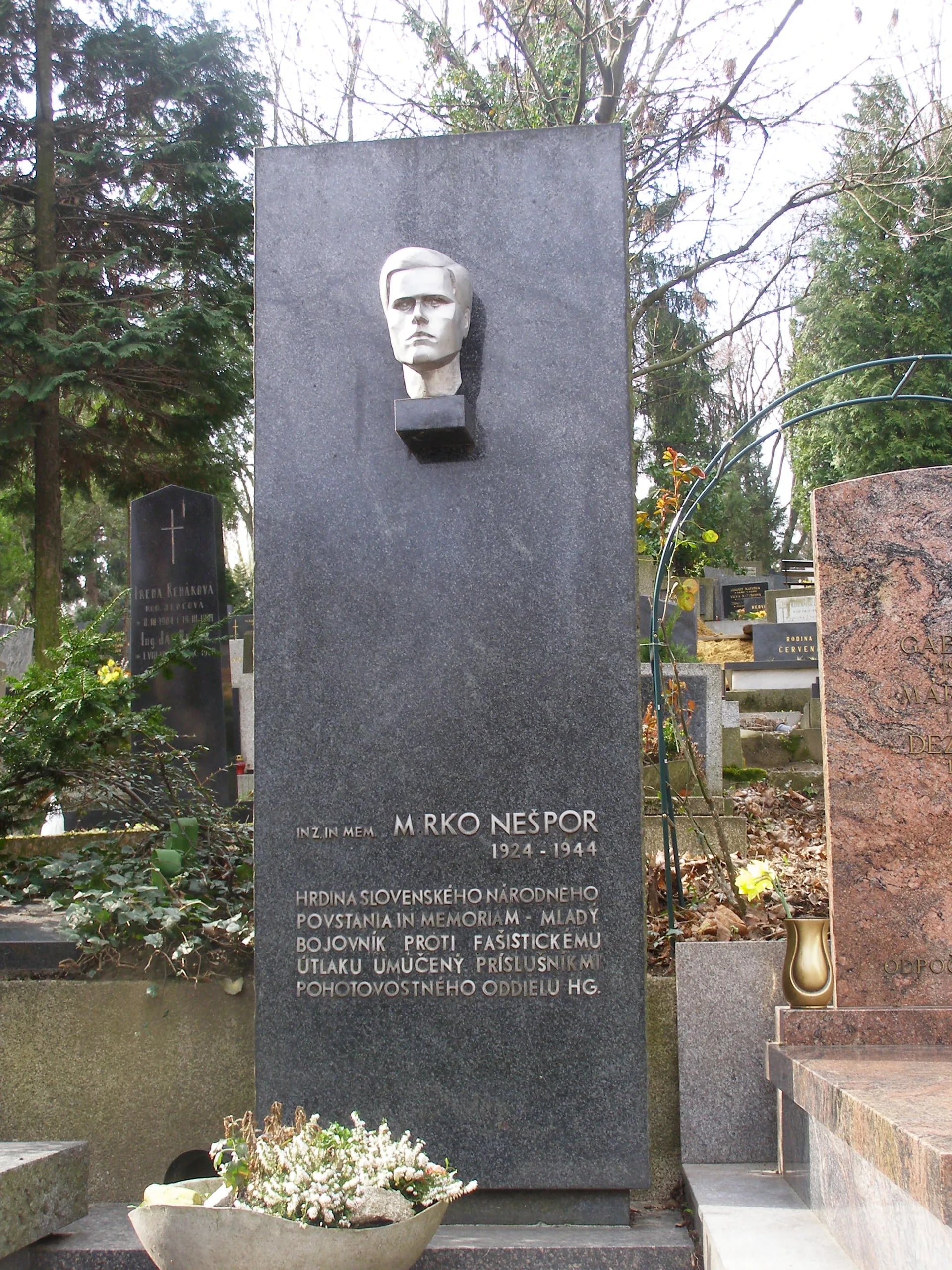 Porträt von Mirko Nešpor (1924–1944) – Gedenkseite