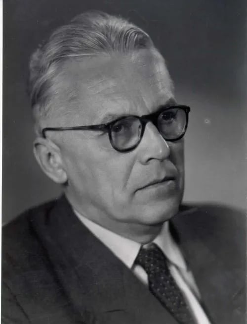Portrait of Fran Roš (1898–1976) – memorial page