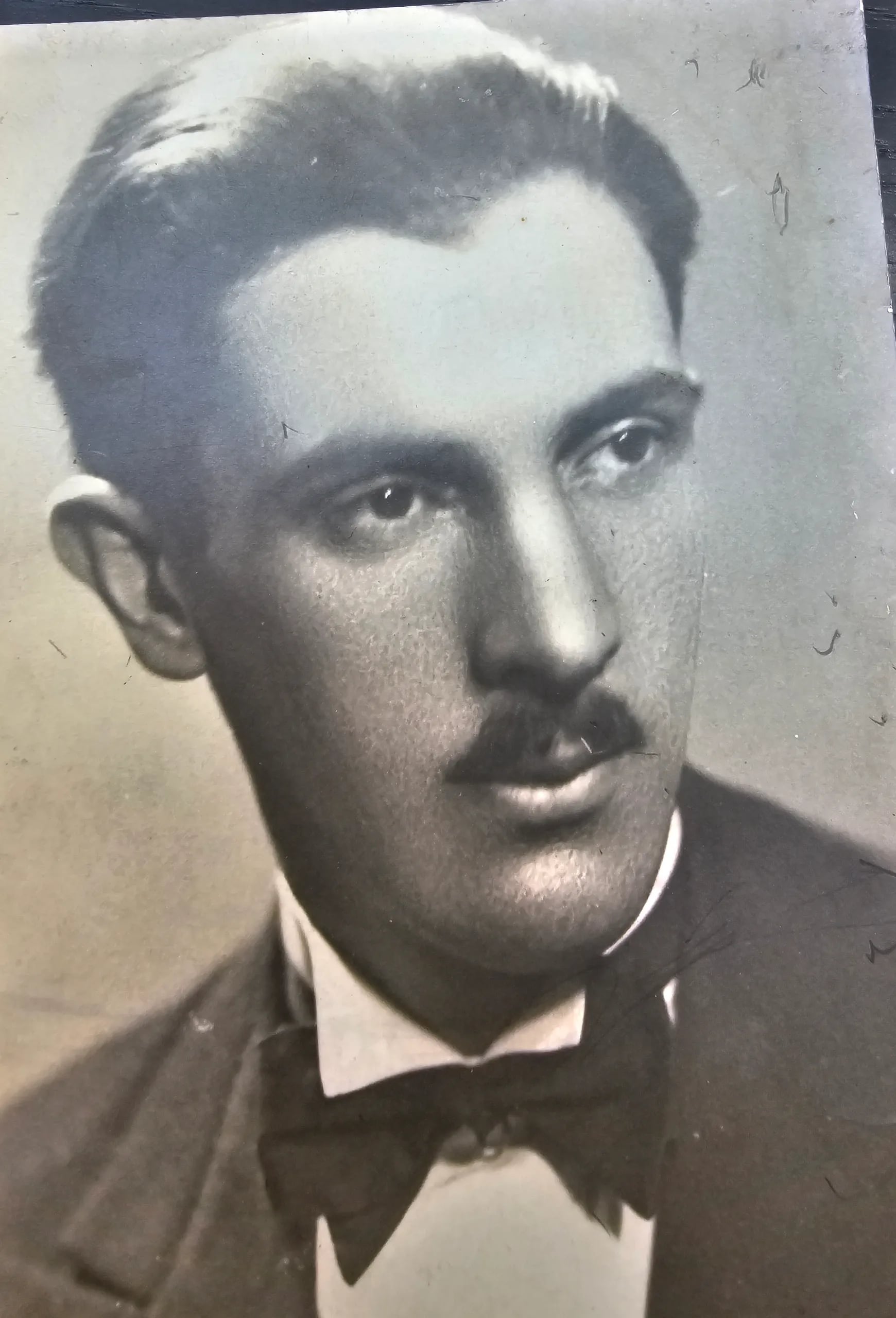 Porträt von Yitzhak Agvadish (1903–1992) – Gedenkseite