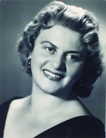 Porträt von Manja Mlejnik (1915–1998) – Gedenkseite