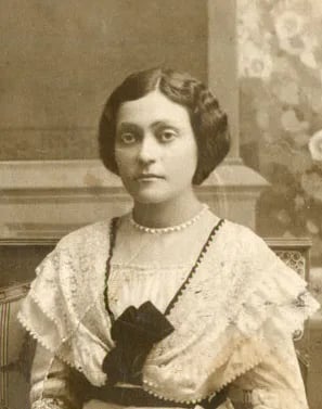 Porträt von Isidora Sekulić (1877–1958) – Gedenkseite