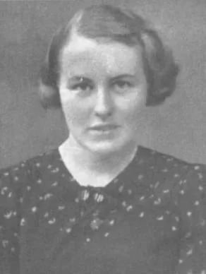 Portrait of Zlata Cognard (1912–2009) – memorial page