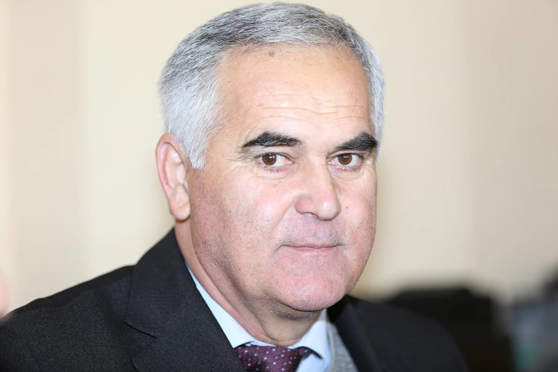 Porträt von Aghaddin Babayev (1956–2025) – Gedenkseite
