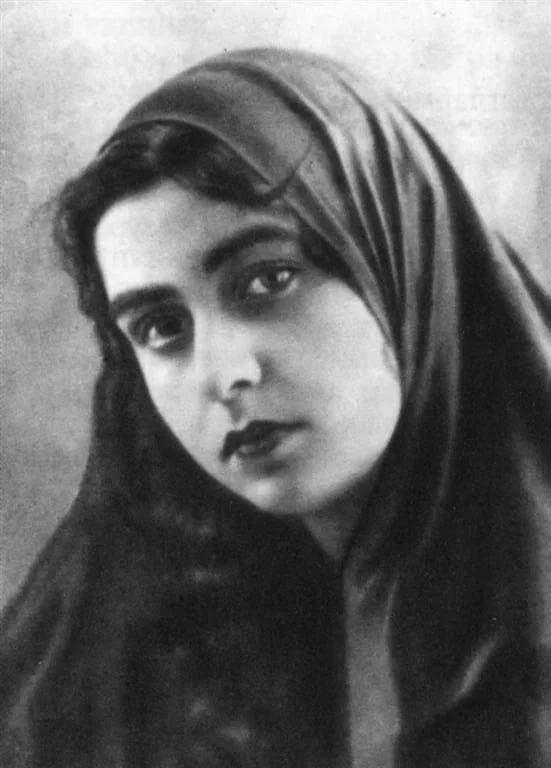 Portrait of Dilber Ahundzade (1914–1990) – memorial page