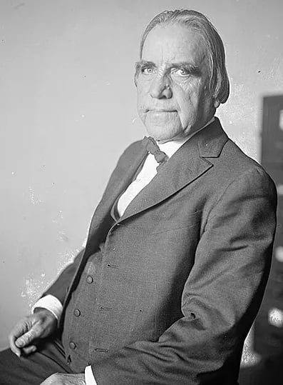 Portrait of Edgar Howard (1858–1951) – memorial page