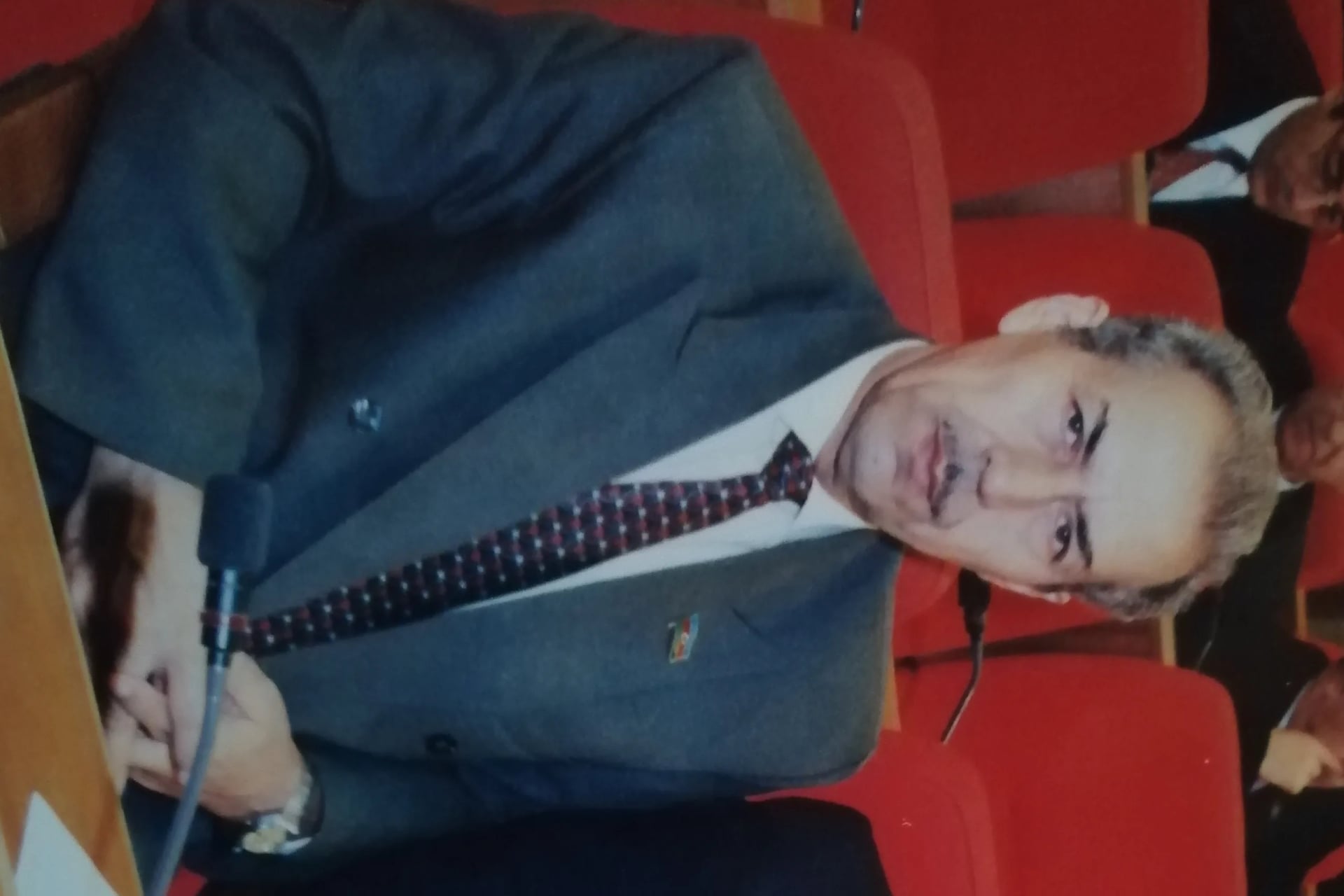 Porträt von Xanhüseyn Kazımlı (1942–2025) – Gedenkseite