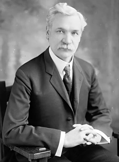 Portrait of Edmund H. Hinshaw (1860–1932) – memorial page