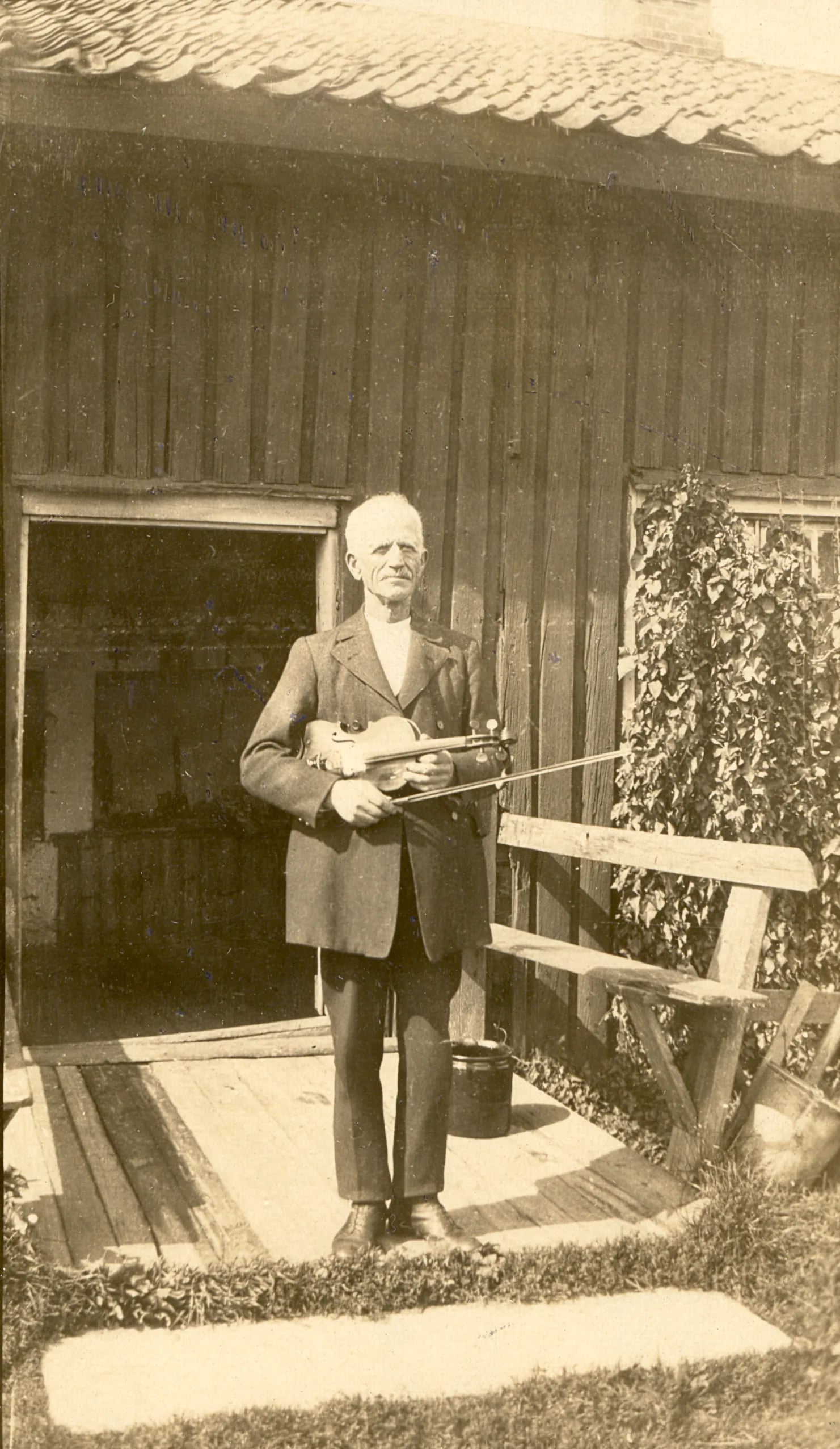 Porträt von Johan Skar (1853–1928) – Gedenkseite