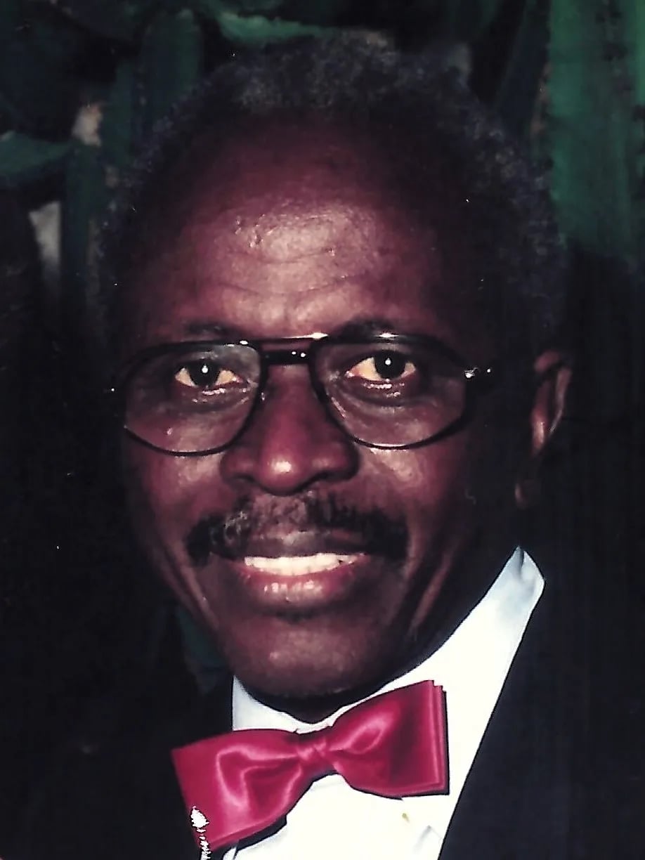 Portrait of Sheik-Umarr Mikailu Jah (1935–2024) – memorial page