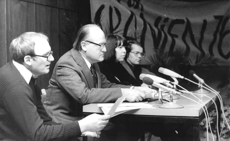 Portrait of Eduard Klein (1923–1999) – memorial page