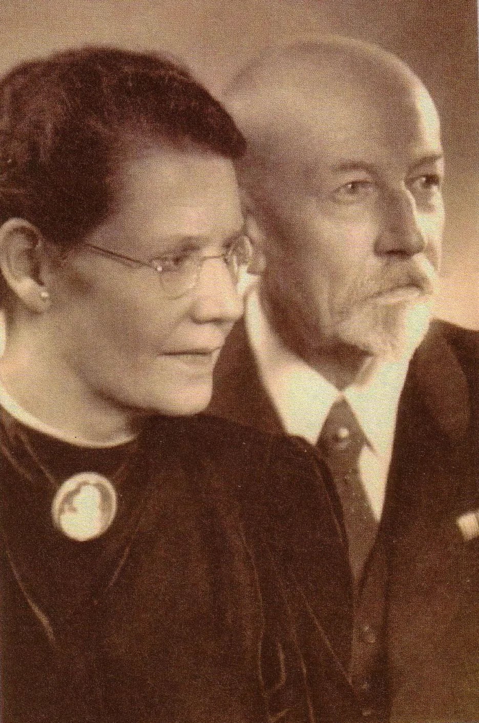 Portrait of Eduard Loch (1868–1945) – memorial page