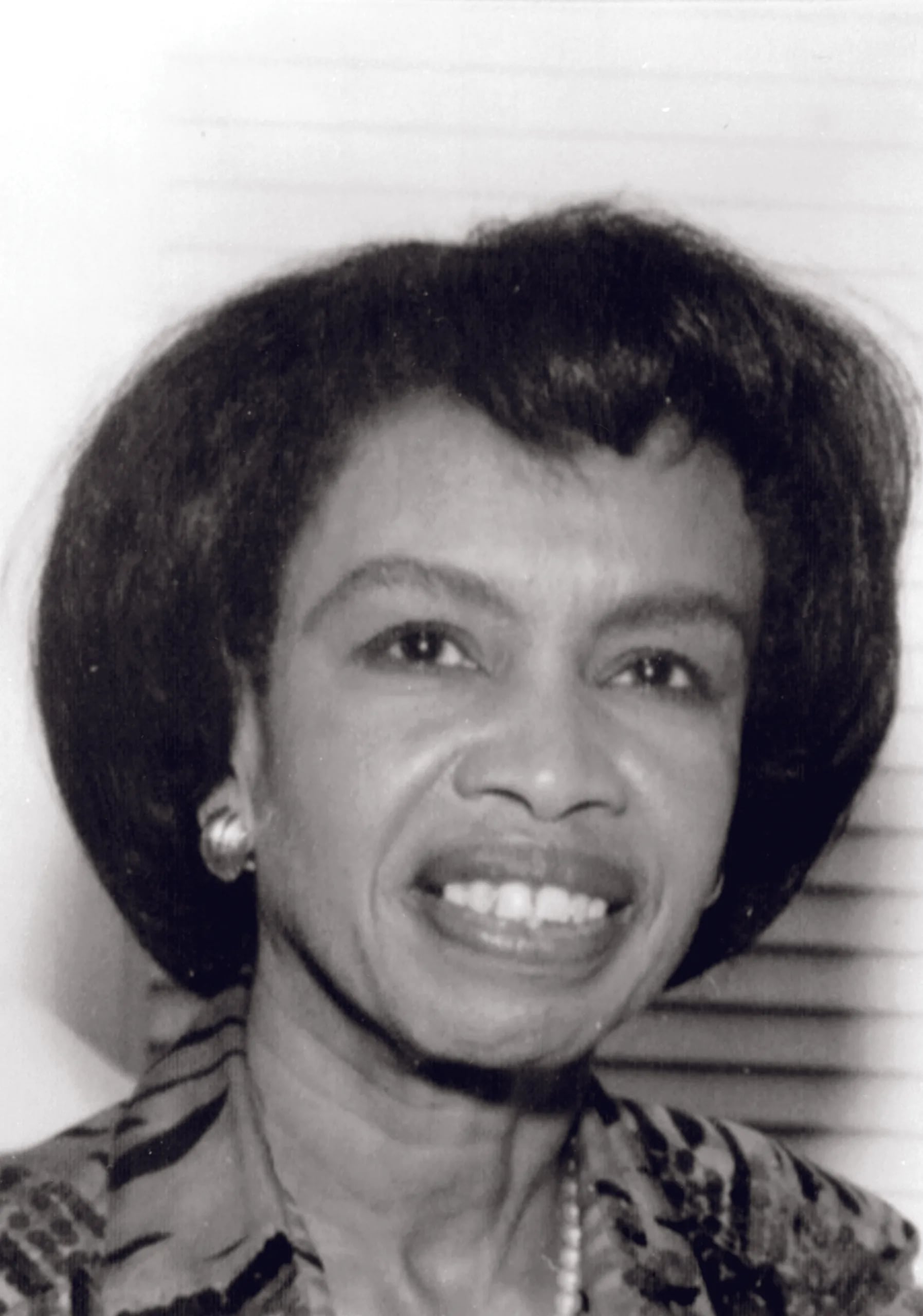 Portrait of Thyrsa Anne Frazier (1930–1999) – memorial page