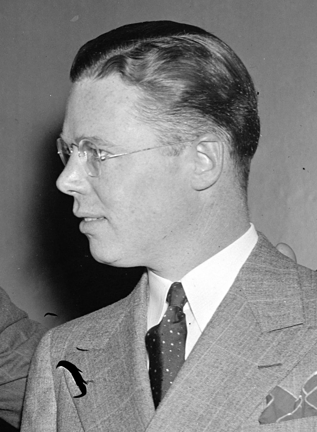 Portrait of Edward L. O’Neill (1903–1948) – memorial page