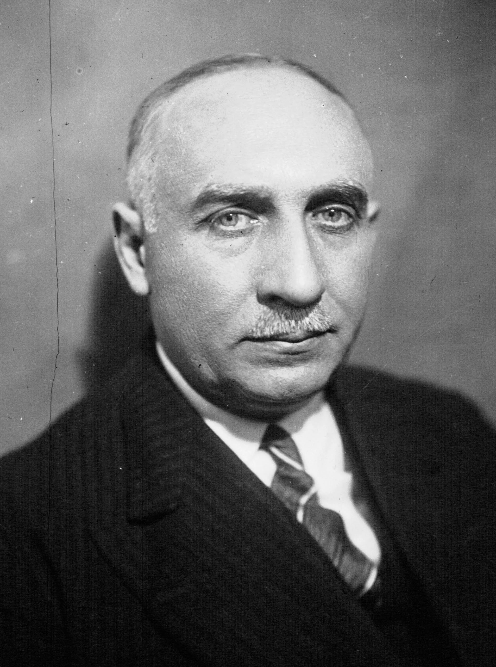 Porträt von Henri Mège (1883–1956) – Gedenkseite