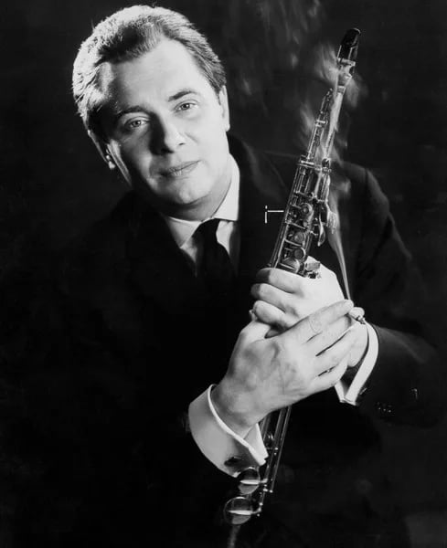 Portrait of Eggy Ley (1928–1995) – memorial page