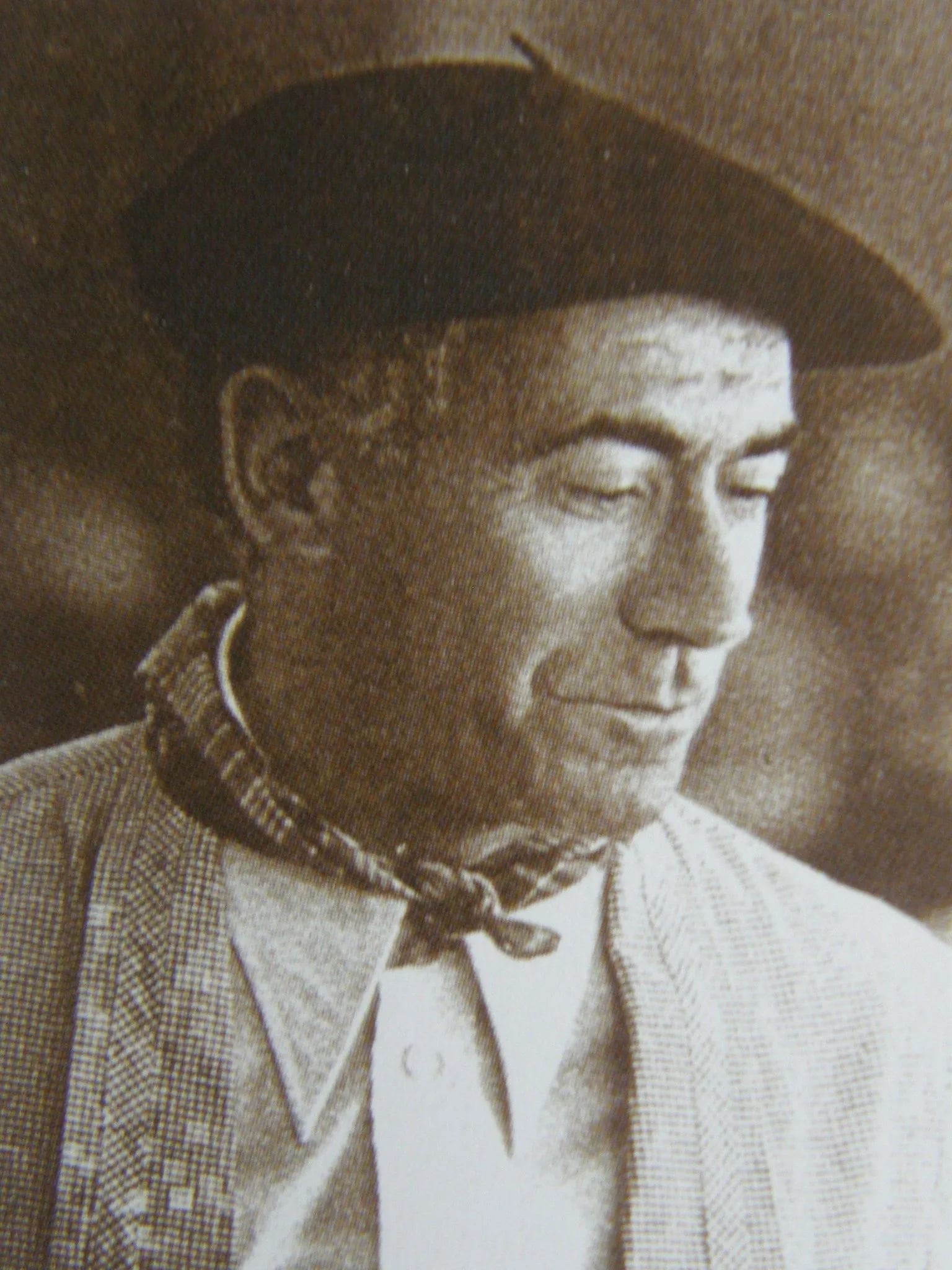 Portrait of Zape (1924–2018) – memorial page
