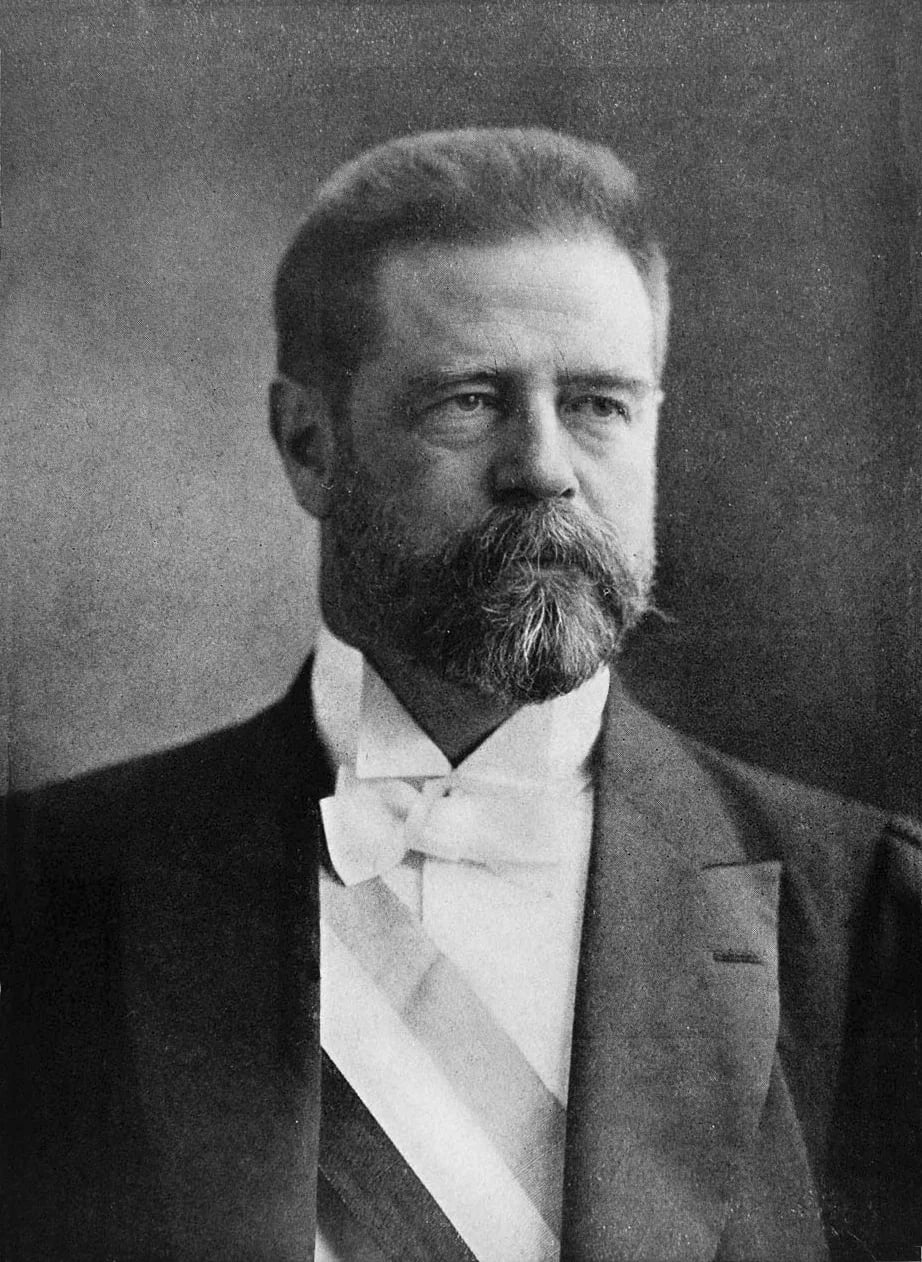 Portrait of Germán Riesco Errázuriz (1854–1916) – memorial page