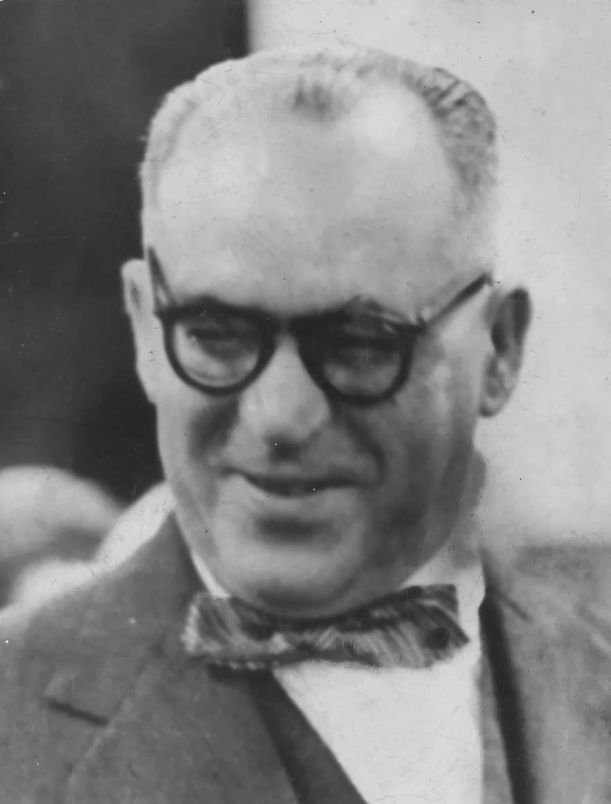 Porträt von Guimarães Rosa (1908–1967) – Gedenkseite