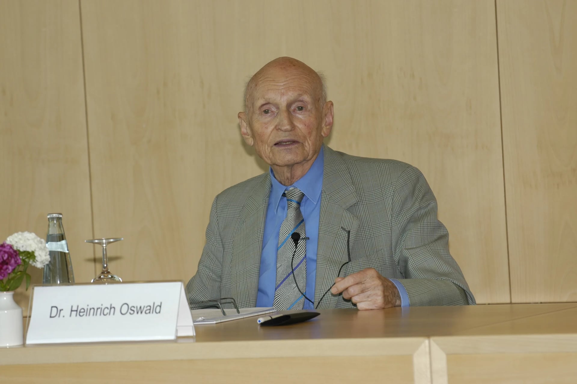 Porträt von Heinrich Oswald (1917–2008) – Gedenkseite