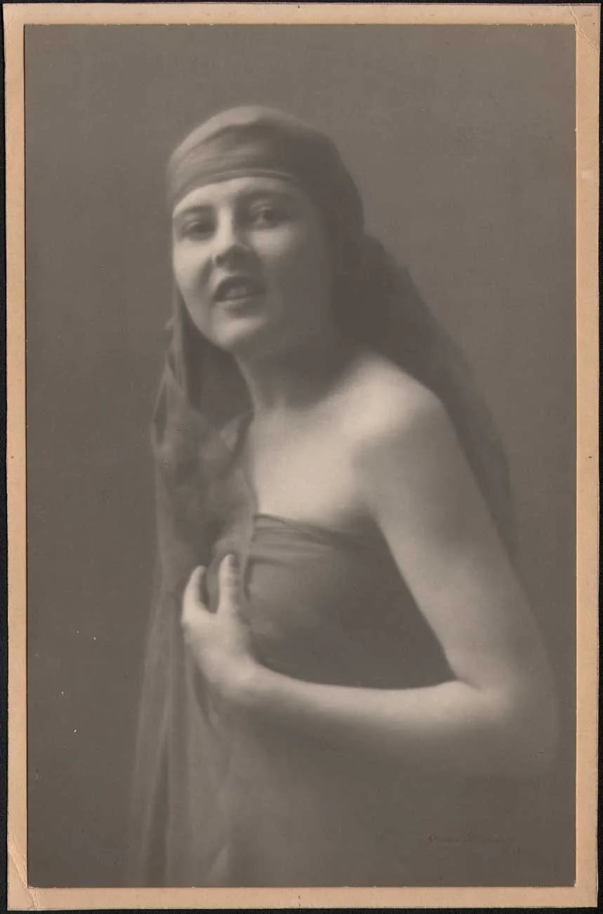 Porträt von Ruth Austin (1898–1994) – Gedenkseite