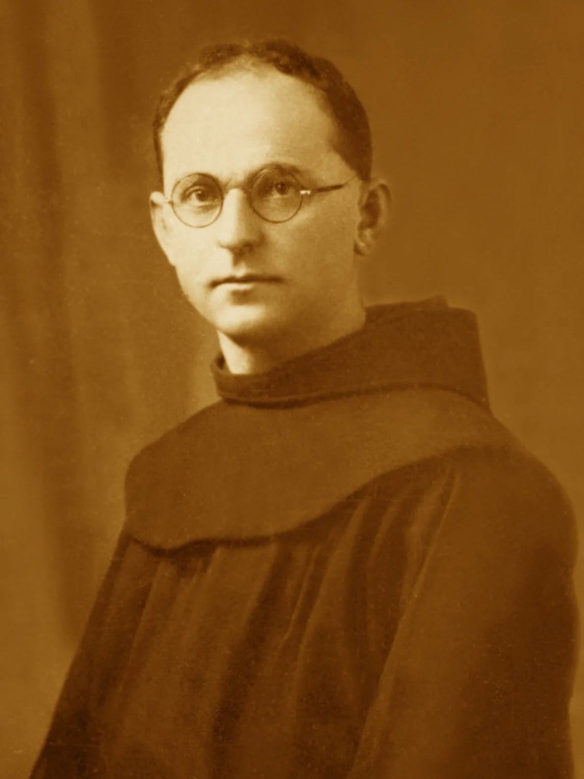 Portrait of Çiprian Nika (1900–1948) – memorial page