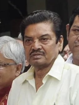 Portrait of Amjad Hossain (1942–2018) – memorial page