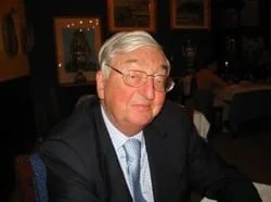 Portrait of Alain L. de Weck (1928–2013) – memorial page