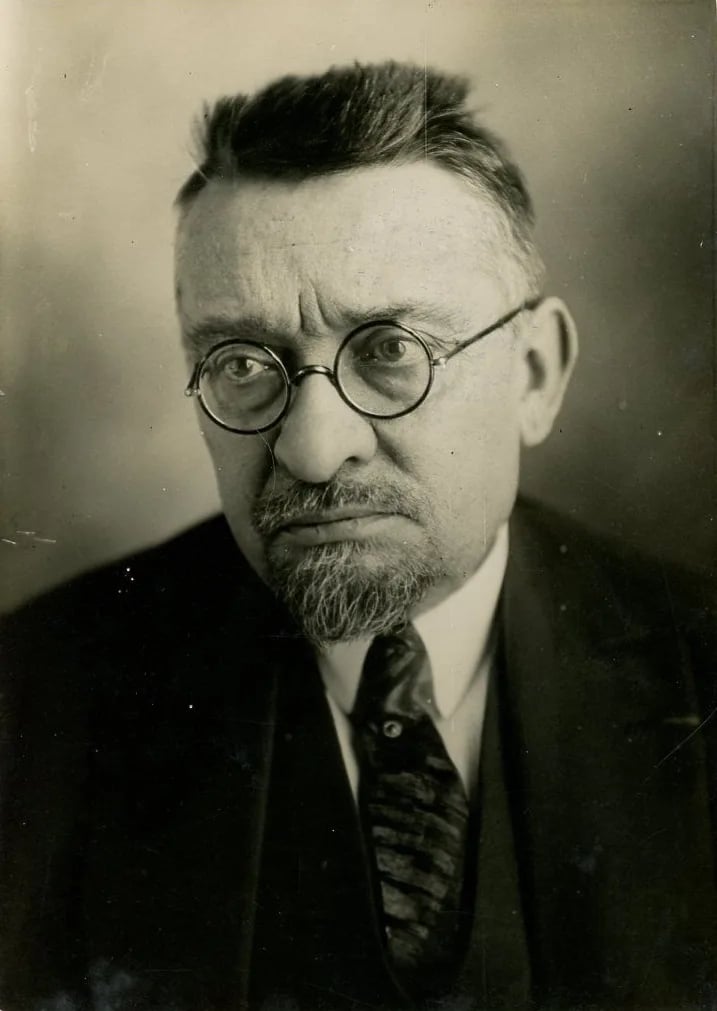 Portrait of Louis Delsol (1870–1956) – memorial page