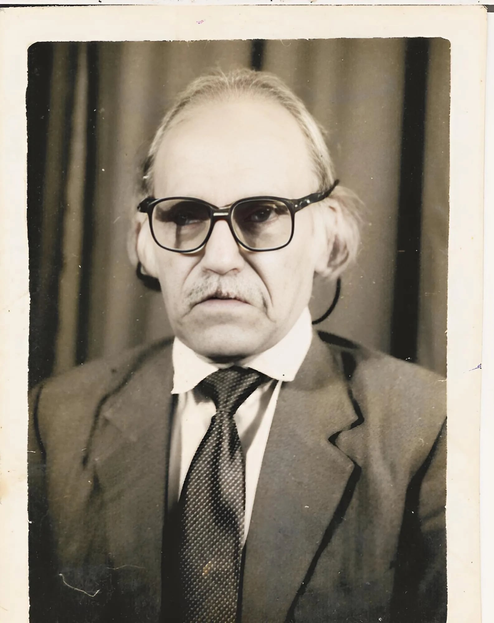 Porträt von Abid Raza Bedar (1934–2025) – Gedenkseite