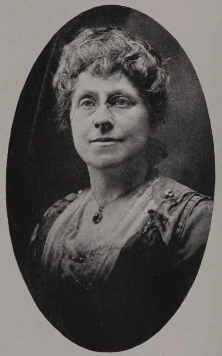 Portrait of Letitia Dowdell Ross (1866–1952) – memorial page