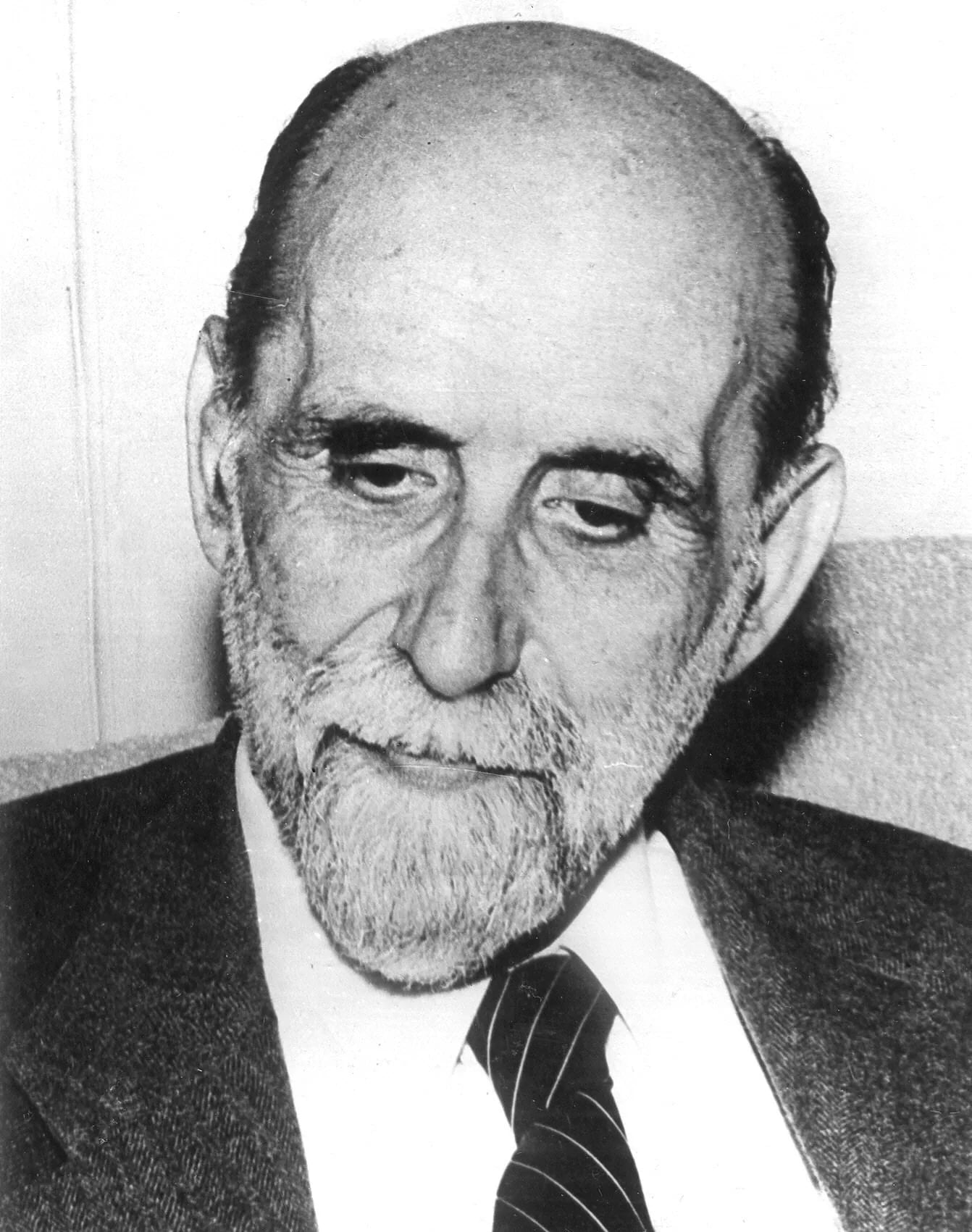 Porträt von Juan Ramón Jiménez (1880–1958) – Gedenkseite