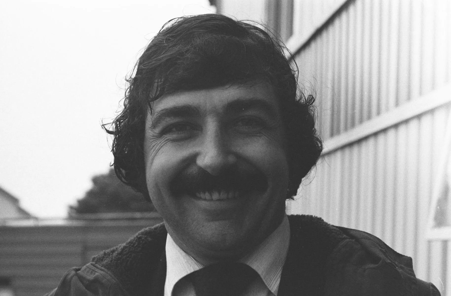 Porträt von Vaughan Hughes (1947–2024) – Gedenkseite