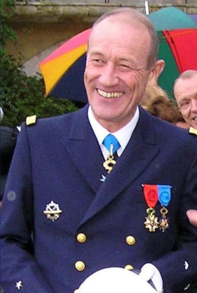 Porträt von Bernard Merveilleux du Vignaux (1950–2022) – Gedenkseite