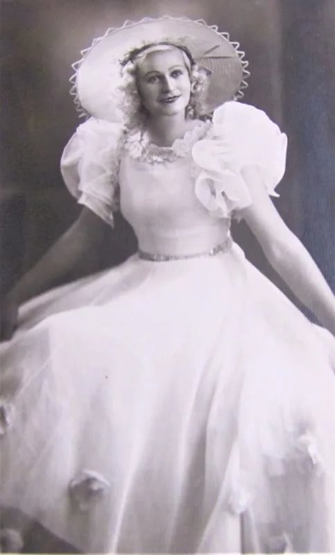 Portrait of Yordanka Dospevska (1893–1959) – memorial page
