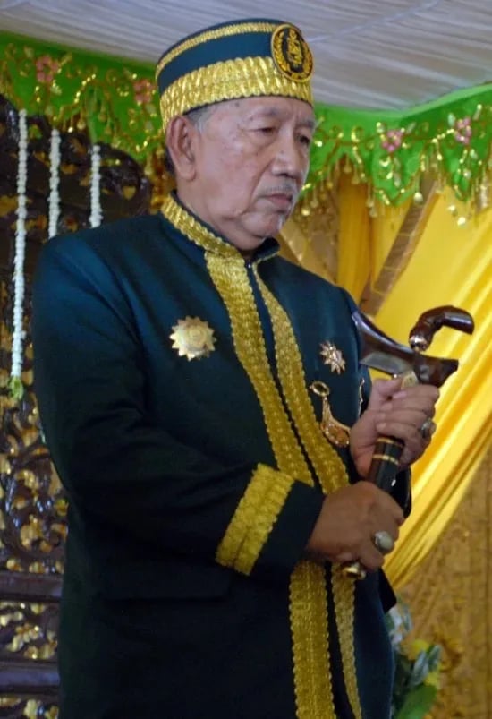 Portrait of Pangeran Ratu Alidin Sukma Alamsyah (1943–2025) – memorial page