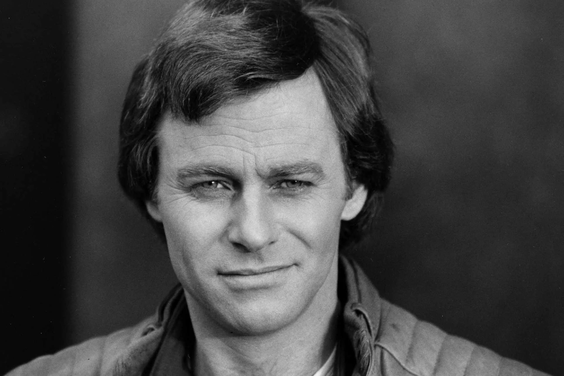 Porträt von Tristan Rogers (1946–2025) – Gedenkseite