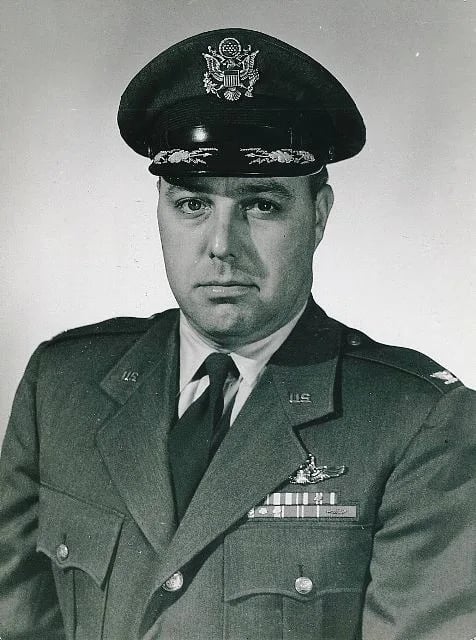Porträt von Robert W. Stephens (1921–1960) – Gedenkseite