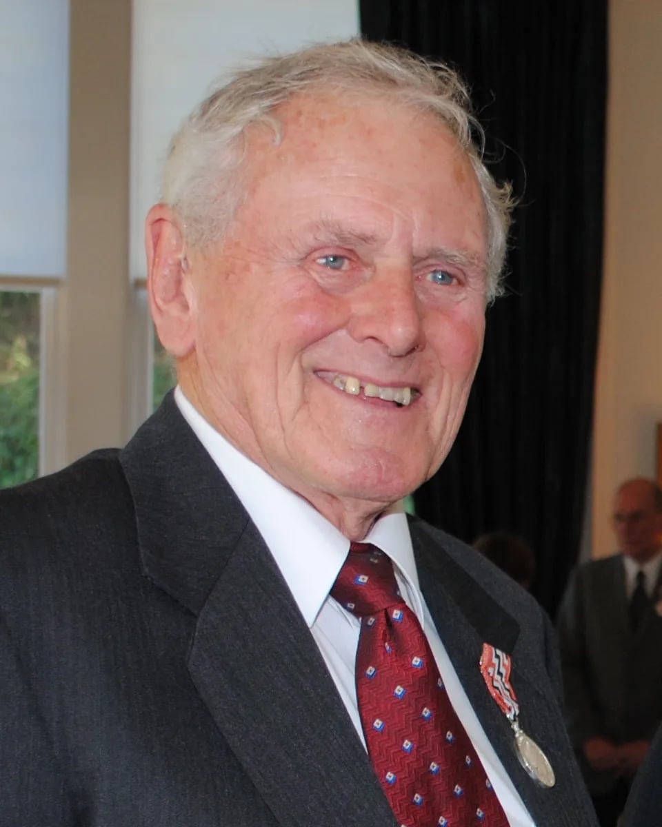 Portrait of John Pettit (1930–2025) – memorial page